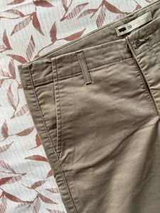 Women’s Casual Khaki Chinos 🤍