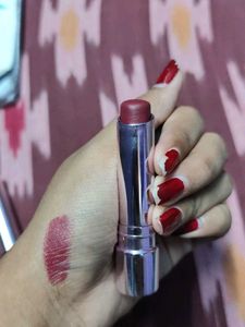 Lotus Lipstick - Bold Color