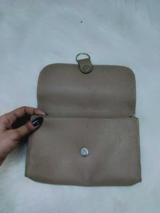 Stylish Neutral Shoulder Bag