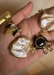 Baroque pearl modern design necklace