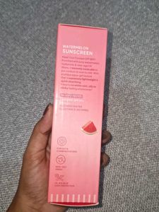 DOT &amp; KEY Watermelon Cooling Sunscreen SPF 50+