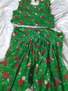 Green Rose Print Kurta Set (kurta+ Salwar Pant)