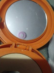 lake me Compact powder