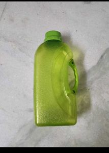 🆕 Green Water Bottle with Yellow Mug