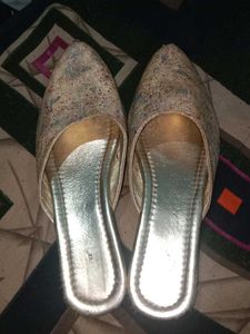 Sparkly Pointed Toe Heels flat juti