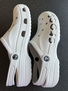 Crocs white ( Dupe )