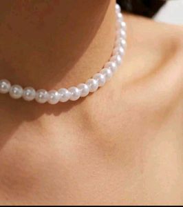 Classic Pearl Necklace