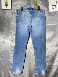 Tommy Hilfiger Men's Light Wash Jeans