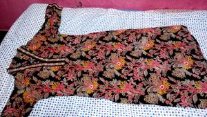 Beautiful Floral Print Kurta Set