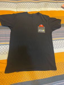 combo of 2 T-shirt white stripes and Black Squad M