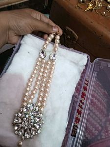 cream pearl jwellery set