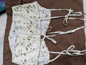 Floral Tie-Strap Crop Top