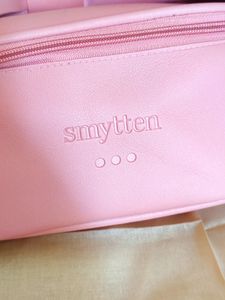 SMYTTEN BOW BAG
