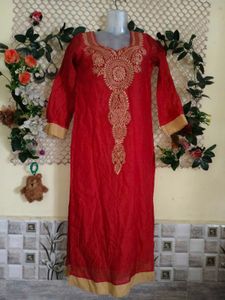 Elegant Red Embroidered Kurti