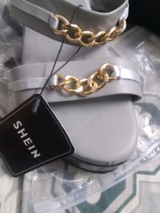 Stylish Wedge Sandals with Gold Chain Detail