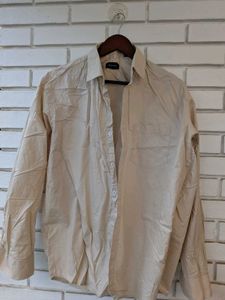 Men's Casual Button-Up Shirt