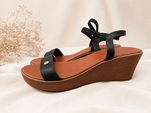Stylish Black Wedge Sandals