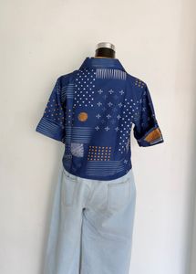 Blue Geometric Print Cropped Shirt