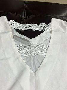 Chic White Lace Back V-Back Top