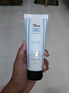 Little Extra Daily Detan Gel