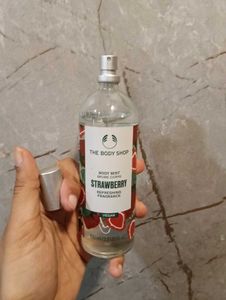 The Body Shop Strawberry Mist