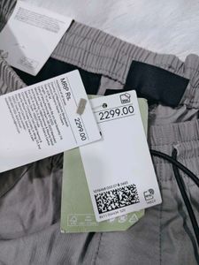 H&amp;M Grey loose fit Pants