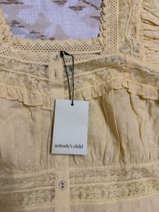 Nobody’s Child Yellow Square Neck Lace Top🌼