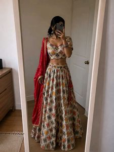 Used White Ghagra Choli