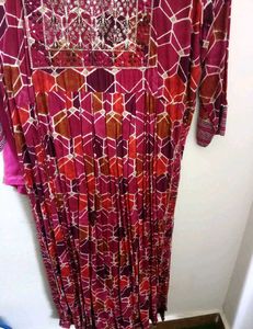 Stylish Geometric Print Kurta Set with Dupatta