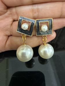 Chic Pearl Drop Earrings