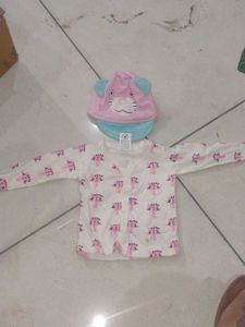 Baby Girl's Cute Cat Print Sleepsuit & Hat Set
