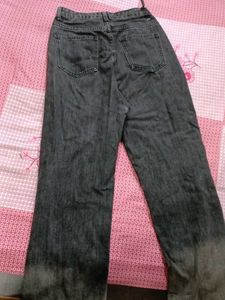 freebie 2 items - 26-28 size