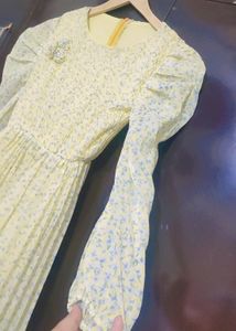 Light Yellow Dress For Girl Or Woman 30 Bust