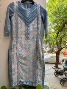 Blue & White Printed Kurti