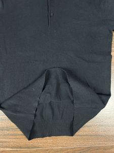 og uniqlo black  polo