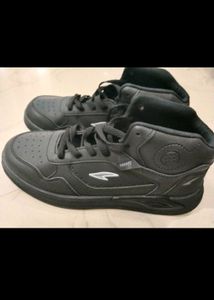 Men's Black Sneakers