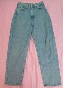 high waist mom jeans