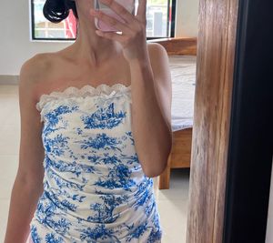 Chic Blue &amp; White Ruched Tube Top