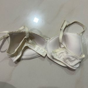 🤍 Jockey White Padded Bra | Everyday Comfort