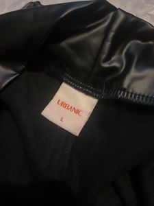 🔥Black Faux Leather- L Size🔥