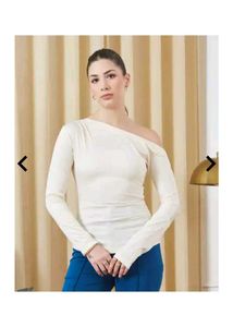Branded top