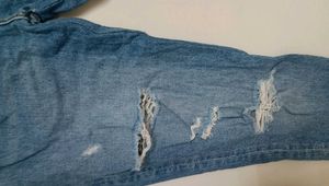 3 Women Funky Jeans