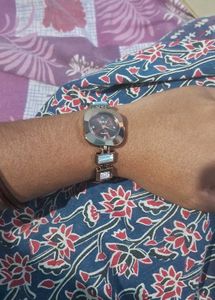 AKS Quartz Watch