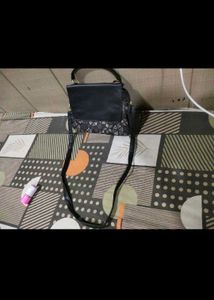 Chic Geometric Pattern Sling Bag