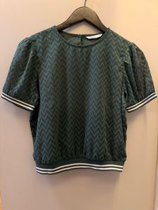 ONLY Chic Green Textured Top