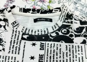 VINTAGE NEWSPAPER PRINT T-SHIRT