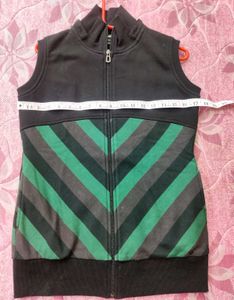 Striped Sweat jacket for women 💚🖤