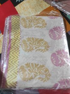 Beautiful Saree with Paisley Print
