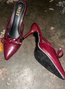 Burgundy Bow Heeled Mules🎀