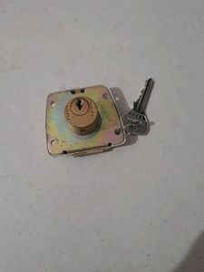 Like   New Lock Not Use Offer
